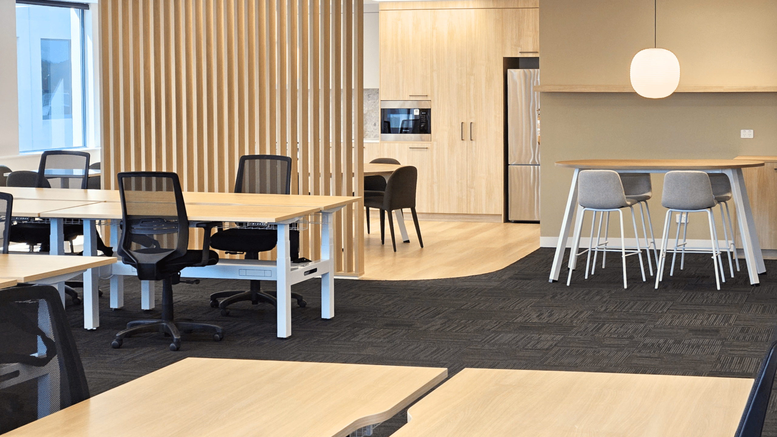 electric height adjustable desks